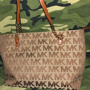 Michael Kors tote